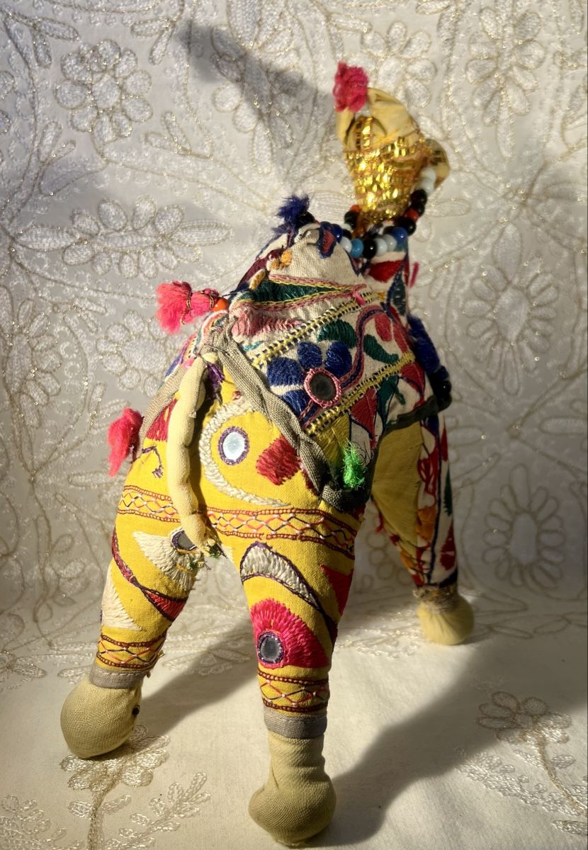 Tutte le decorazioni: Dromadaire Art Textile Rajasthan Vintage brodé main – Usato da Genève venduto da DELIRBEADS 5