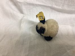 STEIFF WOLLHASE MIT KNOPF UND FAHNE 60/70 JAHRE