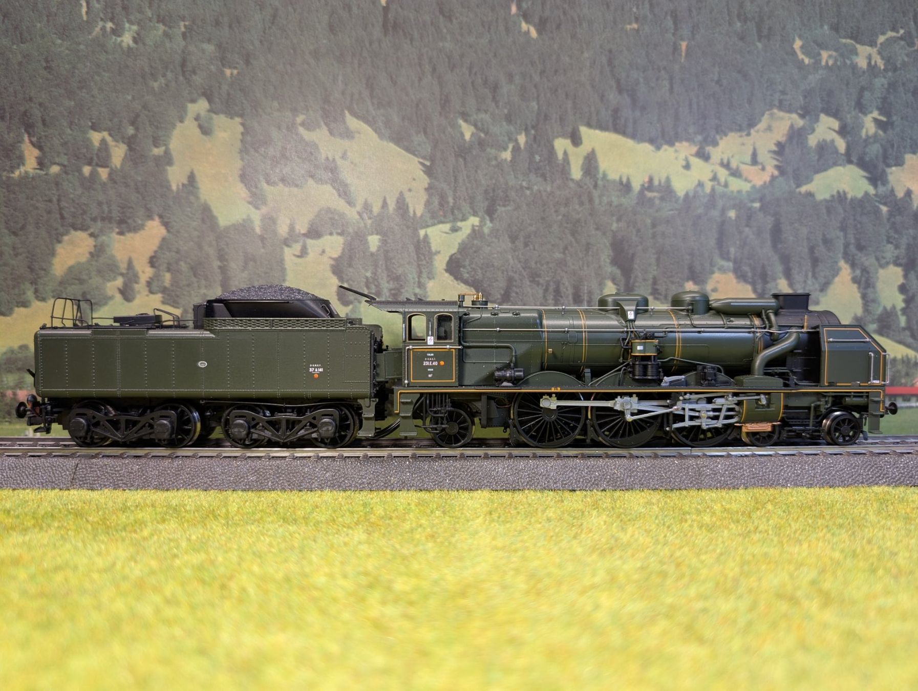 Roco Modellini di ferrovie: Roco 79079 Edition _ SNFC Dampflokomotive 231 E 40 _ digital – Usato da Uerikon venduto da Airport68 6