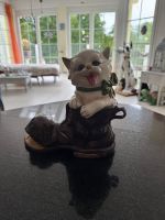 Porzellan-Katze aus privater Sammlung