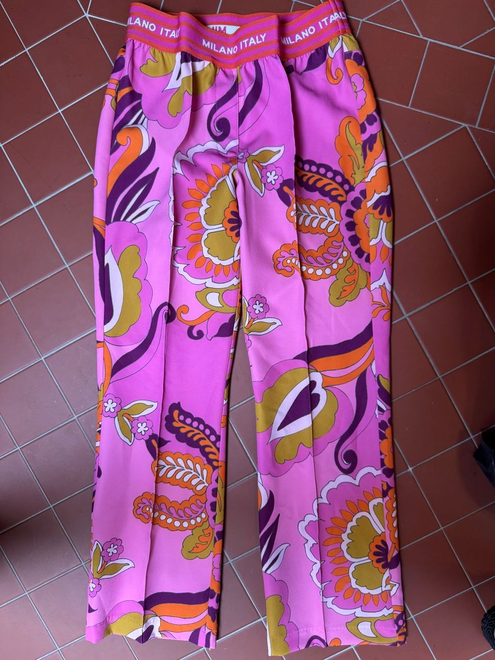 Pantalons: Pantalon Milano – D'occasion à Blonay par Celuna