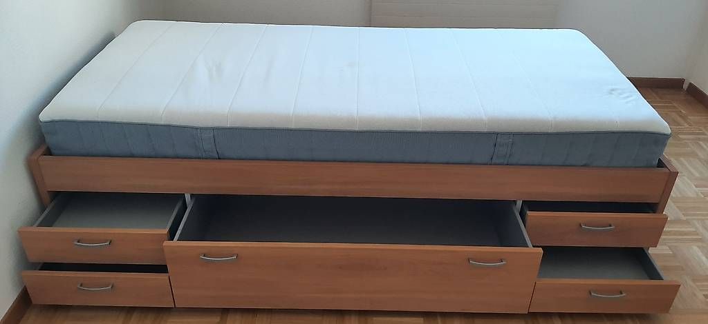 Betten: Letto con doghe e cassetti e materasso Ikea Vesteroy – Gebraucht aus Lugano von mrj_2vw9