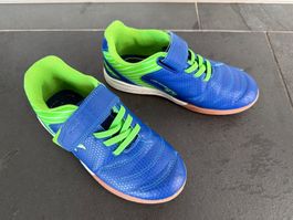 Neuwertige KangaROOS KANGASPEED 5.0 Hallenschuhe, Gr. 30