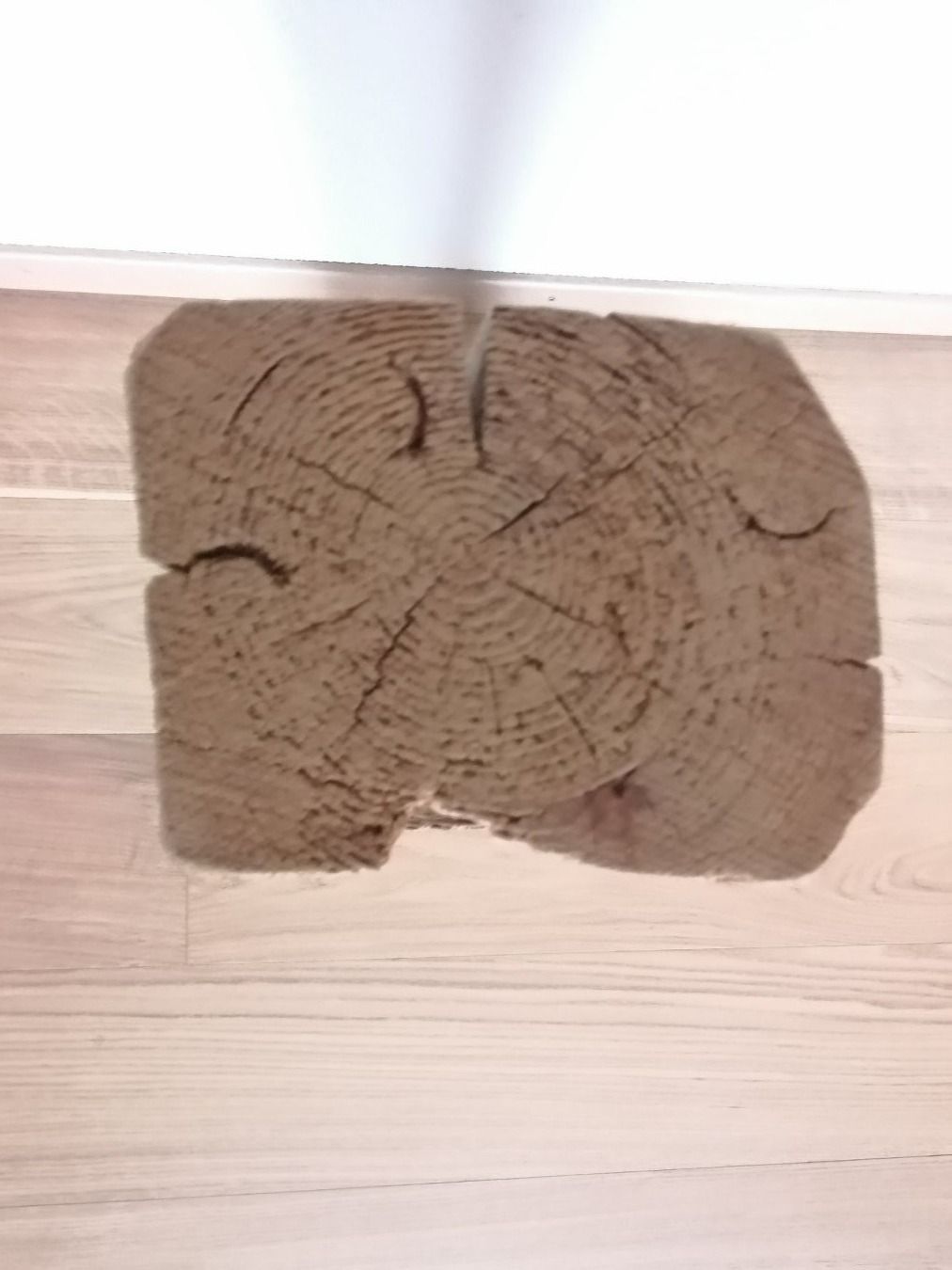 Holzartikel: Balken 3 aus 100-jährigem Haus – Neu (gemäss Beschreibung) aus Widnau von ForViolin 2