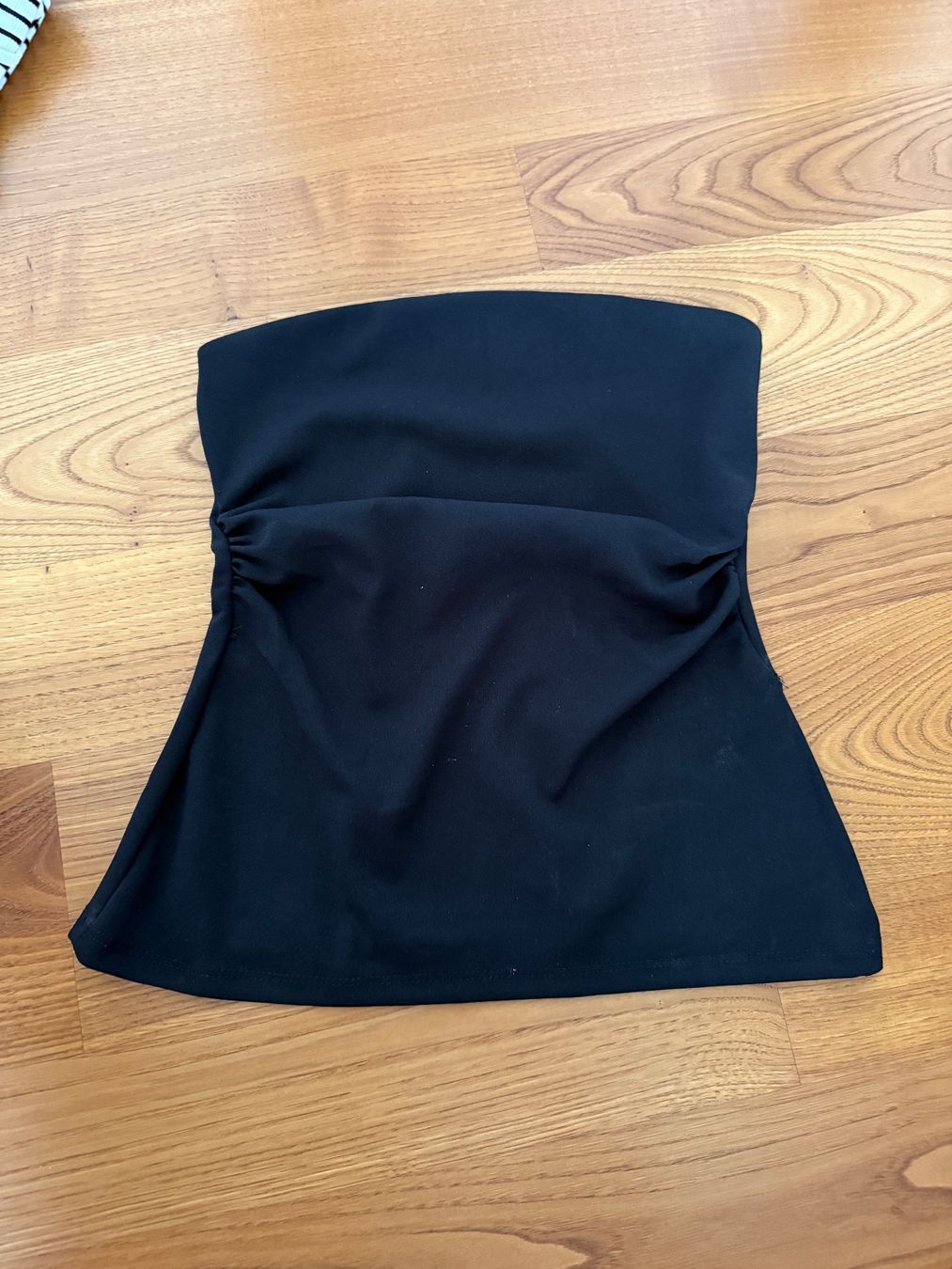 Pull&Bear Top: Bandeau Top, size S – Usato da Sissach venduto da laura.x4