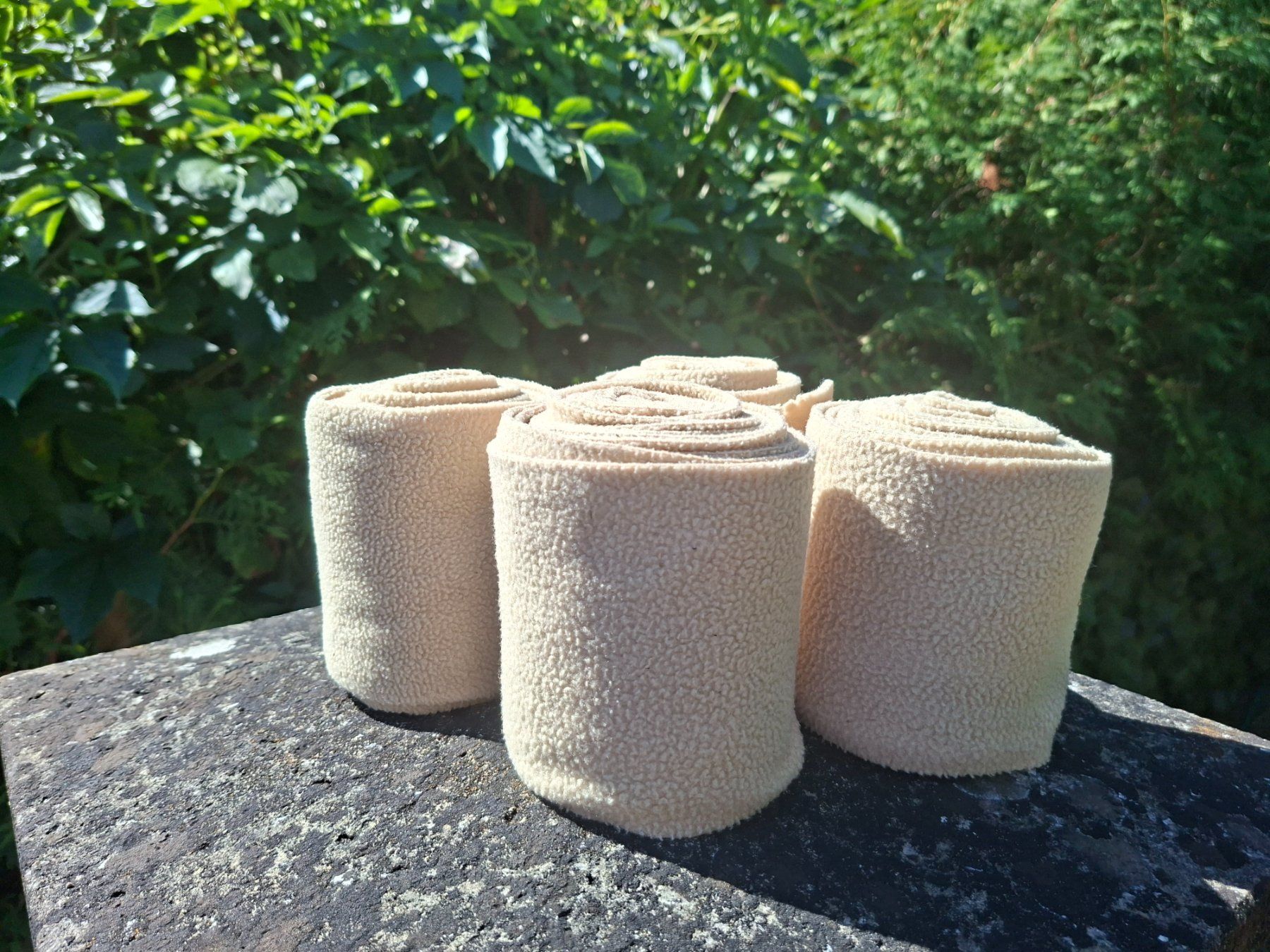 Gamaschen & Bandagen: 4 Stk. beige Pferde Bandagen / 3m lang – Gebraucht aus Boniswil von Totomat-Lady2