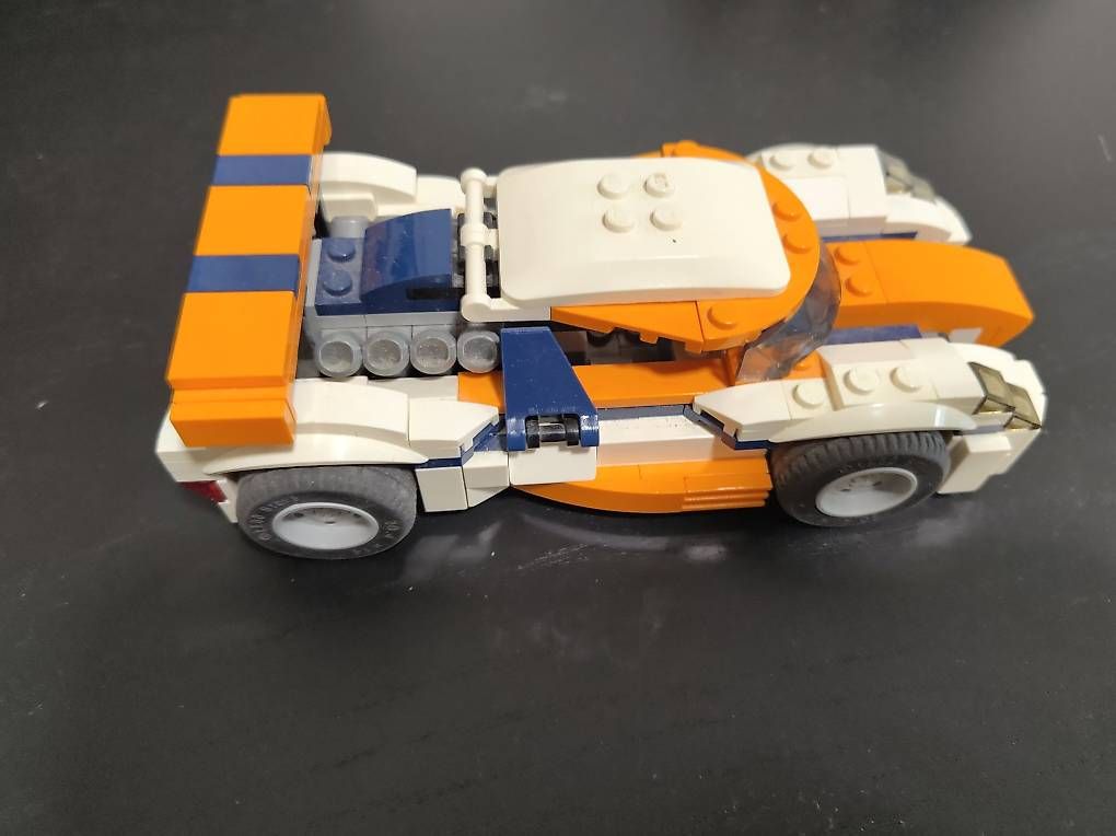 Lego Baukästen: Lego voiture de course 31089 – Gebraucht aus Petit-Lancy von chevalier