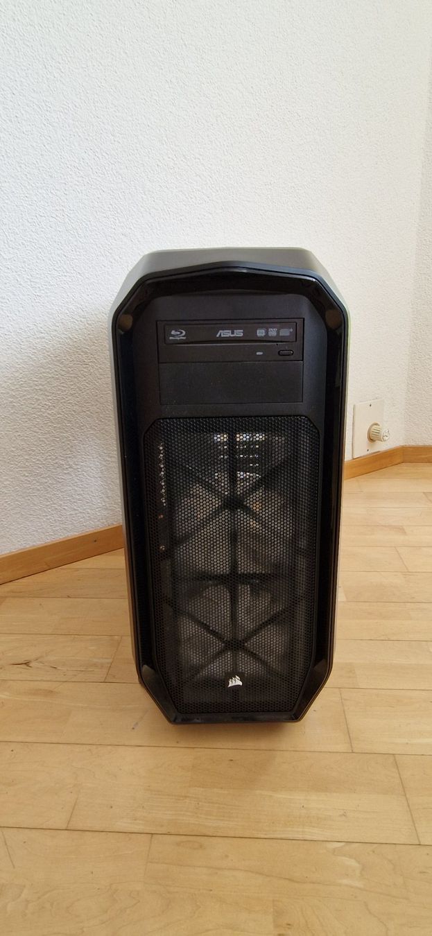 Custodie: PC Tower Case mit viel Platz – Usato da Berneck venduto da bra_66zr 4