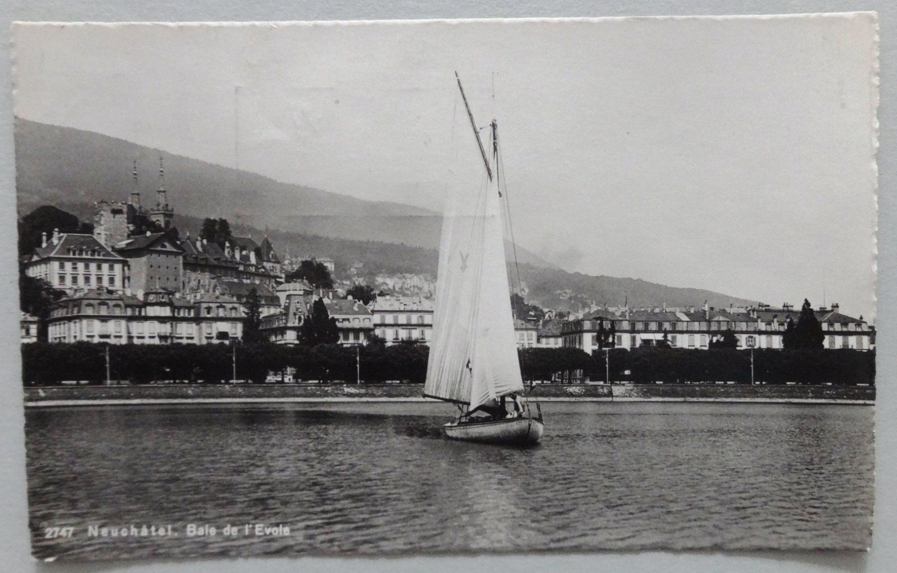 Cartes postales: Neuchâtel - Baie de l' Evole – D'occasion à Fétigny par Billy2miny