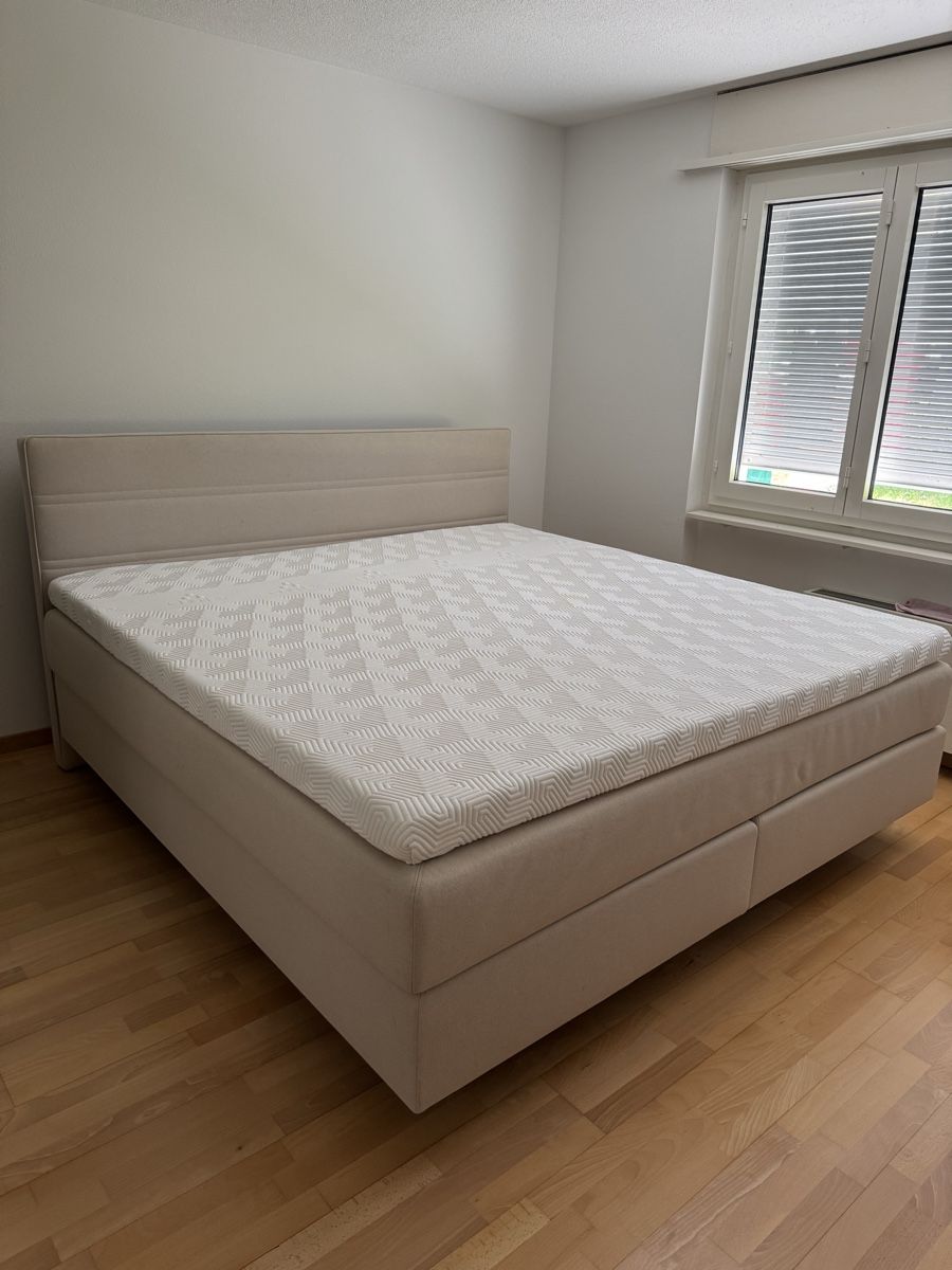 Betten: Boxspringbett 200 x 200 – Gebraucht aus Root von jul_67xl