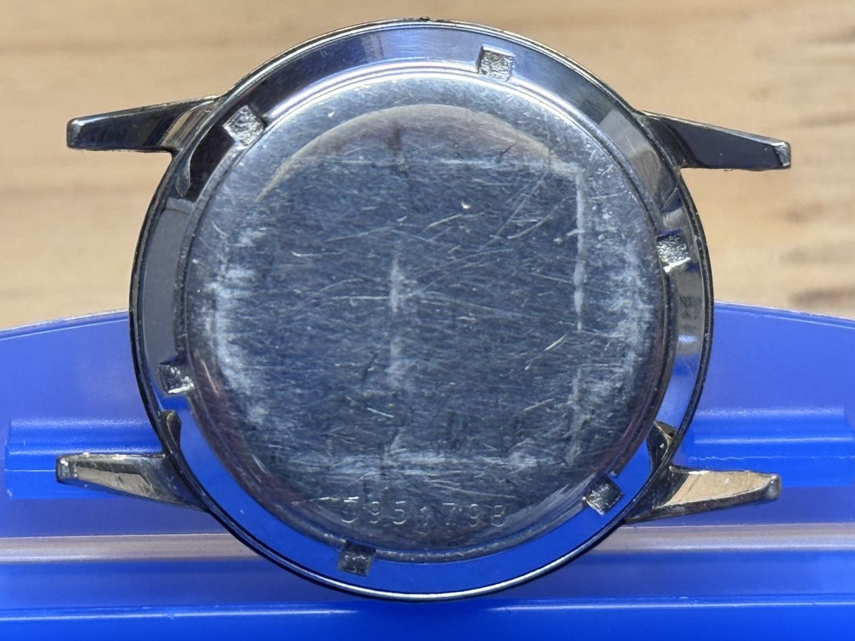 Eterna Montres: Eterna Matic ohne Drehstift – Défectueux à Maisprach par 4464 1