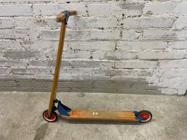 schönes Trottinette von STEIFF