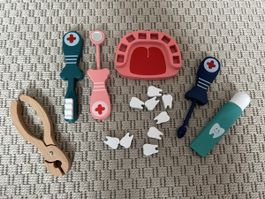 Wooden Dentist Play Set - Great for Kids' Role-Play Fun!