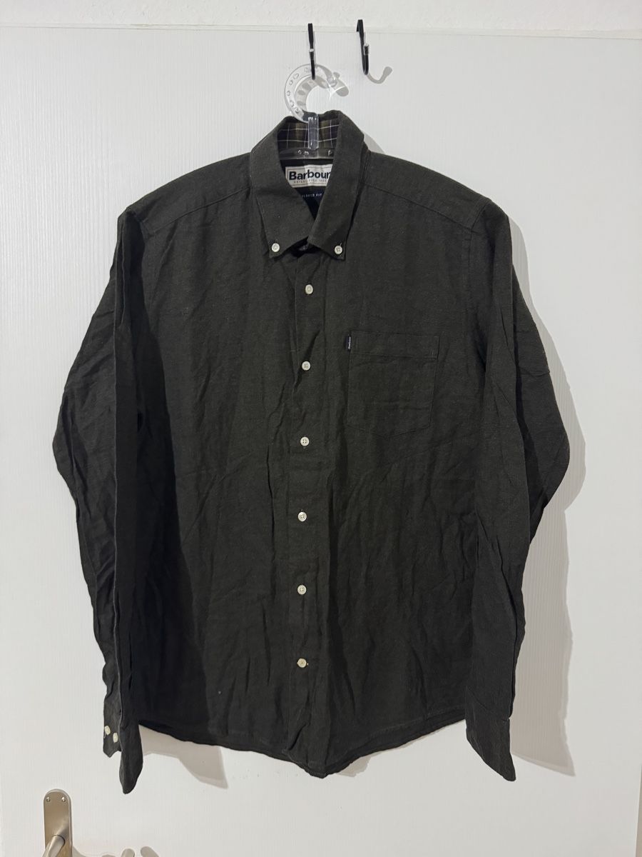 Barbour Camicie: Barbour Hemd dunkelgrau Grösse M Tailored Fit oryginal – Nuovo (secondo la descrizione) da Wetzikon ZH venduto da Jan_wojt