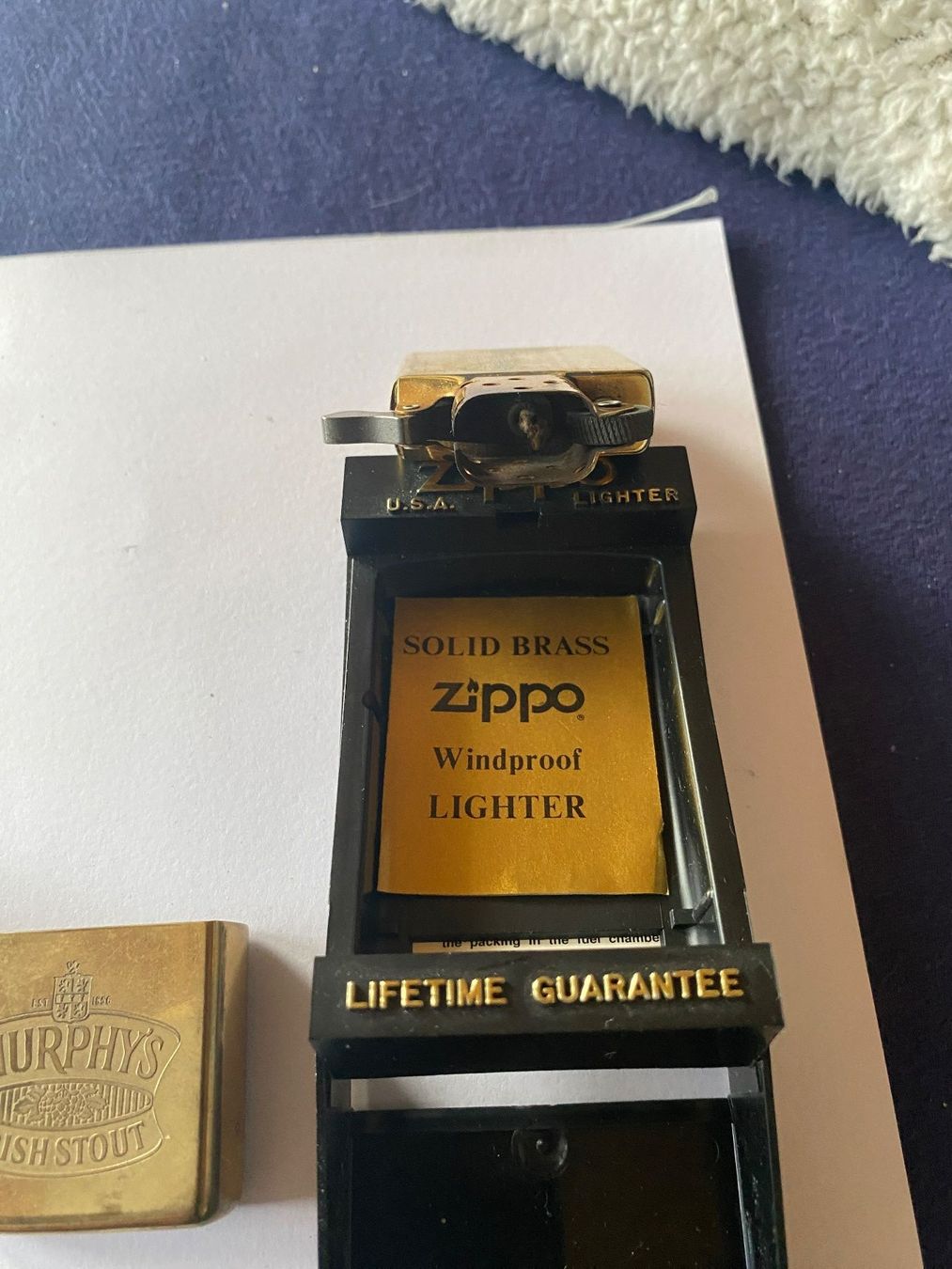 Zippo Accendini: Feuerzeug Zippo Murphys Irish Stout – Usato da Utzenstorf venduto da Horner18 4