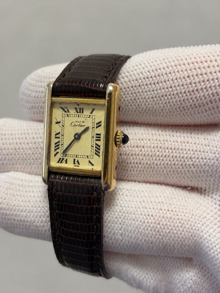Zum Verkauf steht eine Cartier Tank Must de Cartier Vermeil (Gebraucht ...