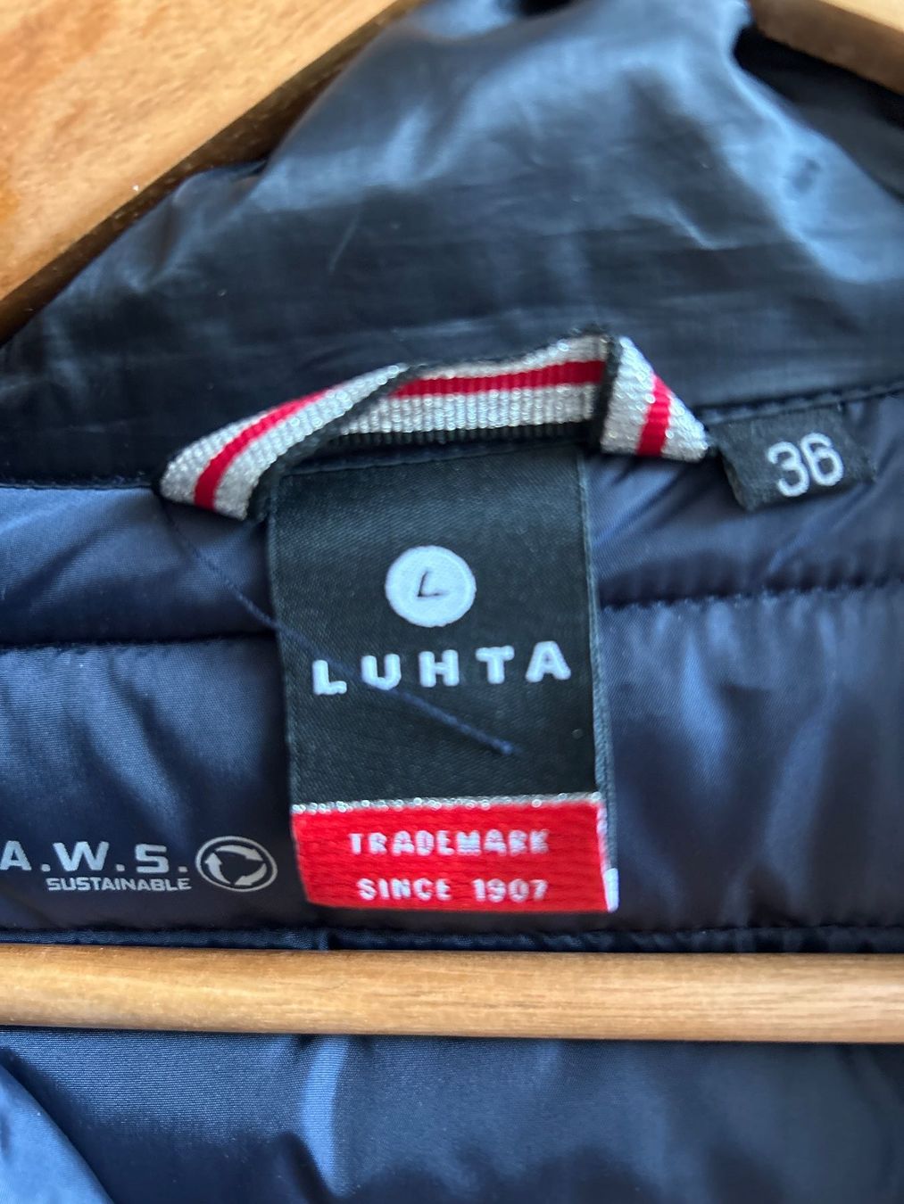 Luhta Giacche: Luhta Jacke Gr.36, neu – Nuovo (secondo la descrizione) da Feuerthalen venduto da Anna_Swift 7