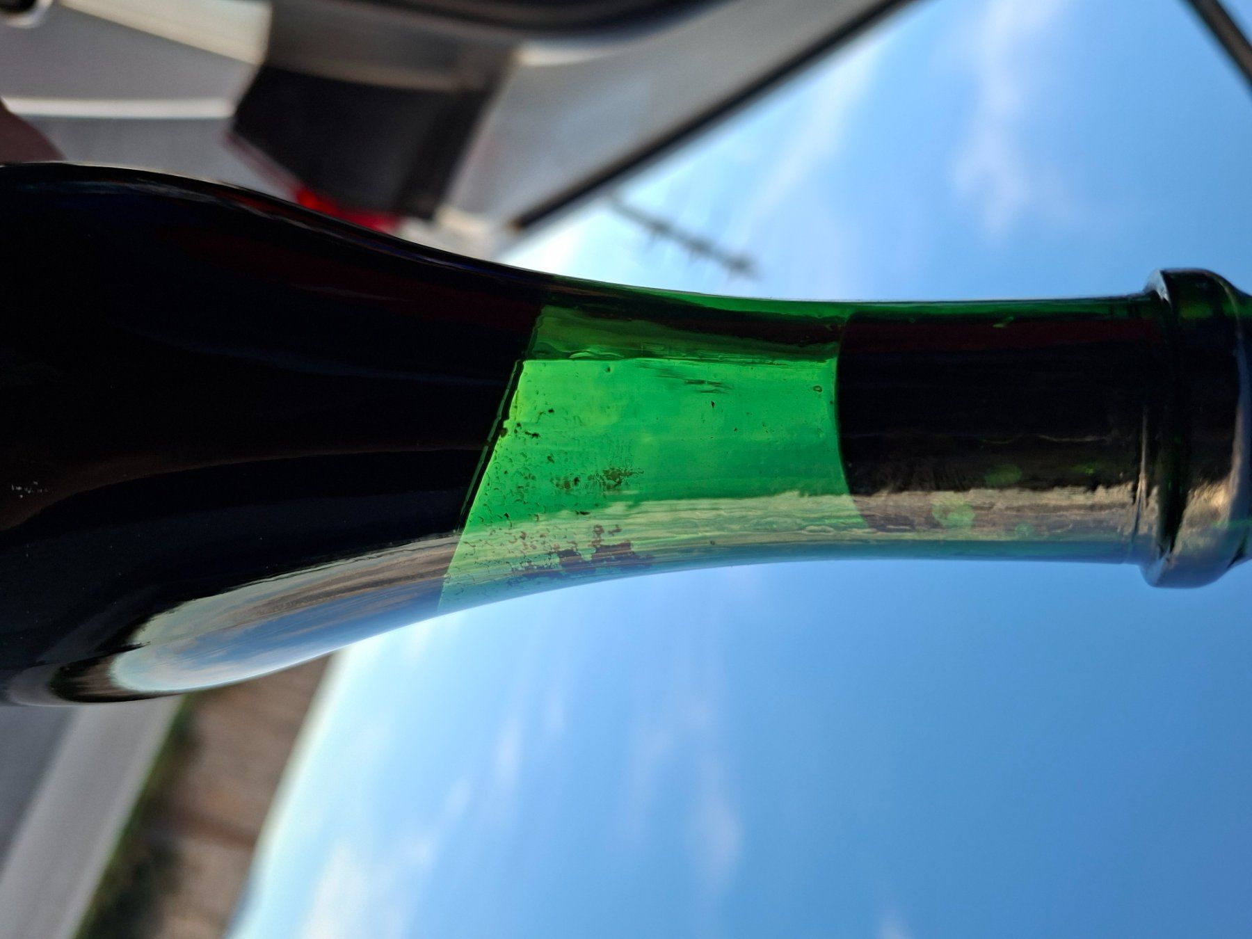 Vin rouge Aloxe-Corton millésime 1967, bouteille unique (Neu und ...