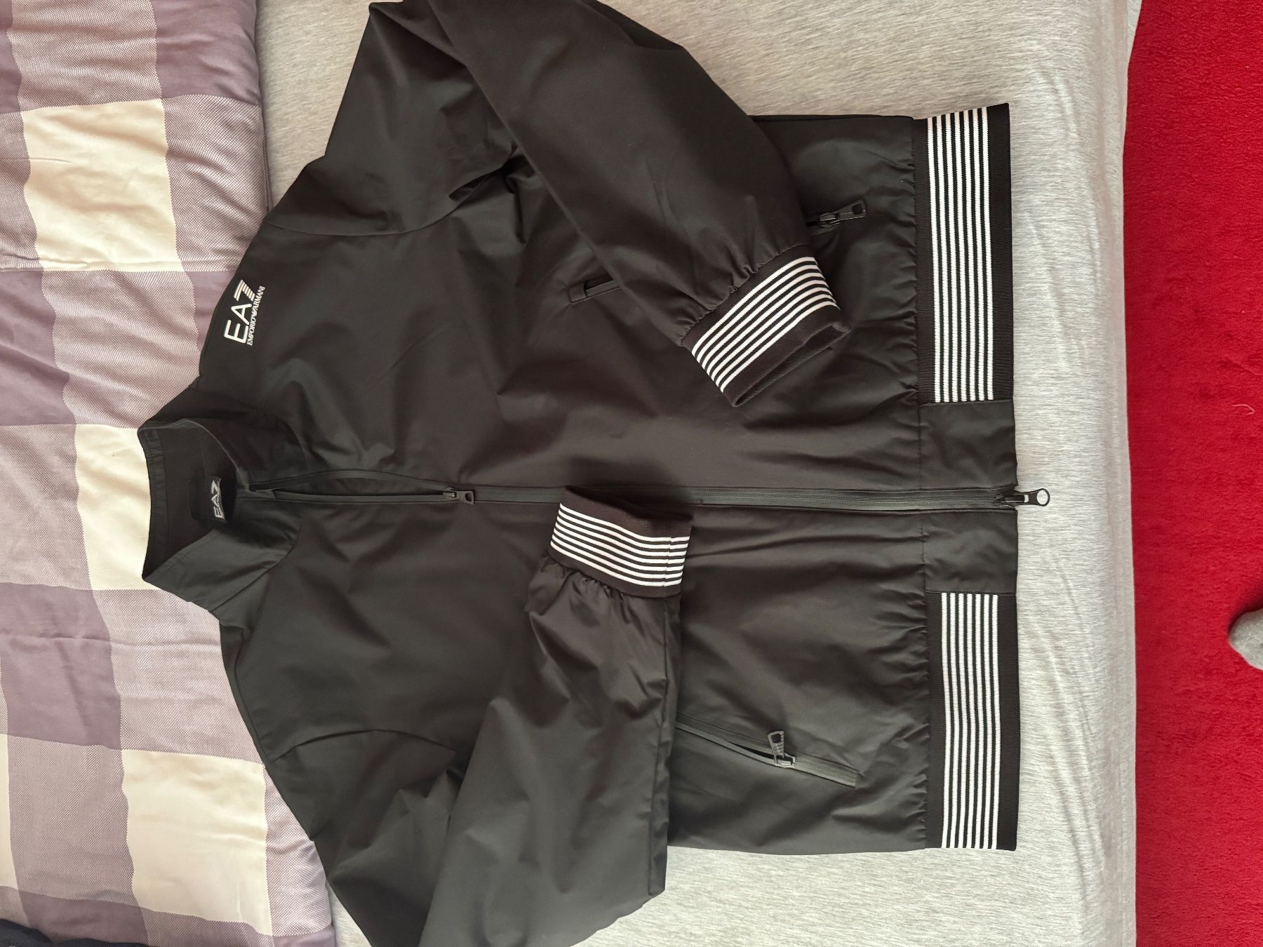 Armani Giacche: Armani Jacke – Nuovo (secondo la descrizione) da Zürich venduto da Cibin