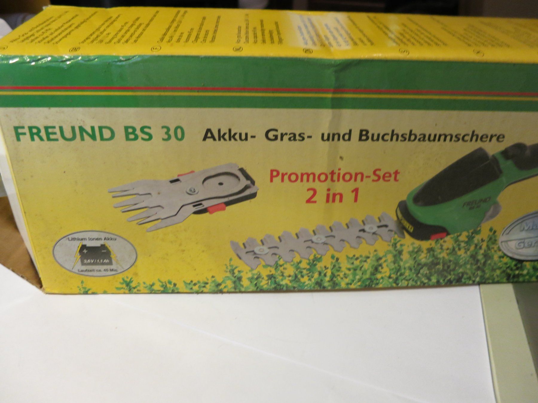 Alle Werkzeuge: AKKU - GRAS - UND BUCHSBAUMSCHERE FREUND BS 30  NEU – Neu (gemäss Beschreibung) aus Windisch von MarcelS01 7