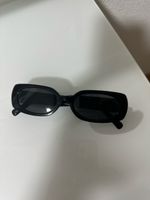 Sonnenbrille schwarz rechteckig guter Zustand
