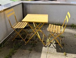 Gartentisch Garnitur aus Metall mit 2 Stühlen (Klappbar)