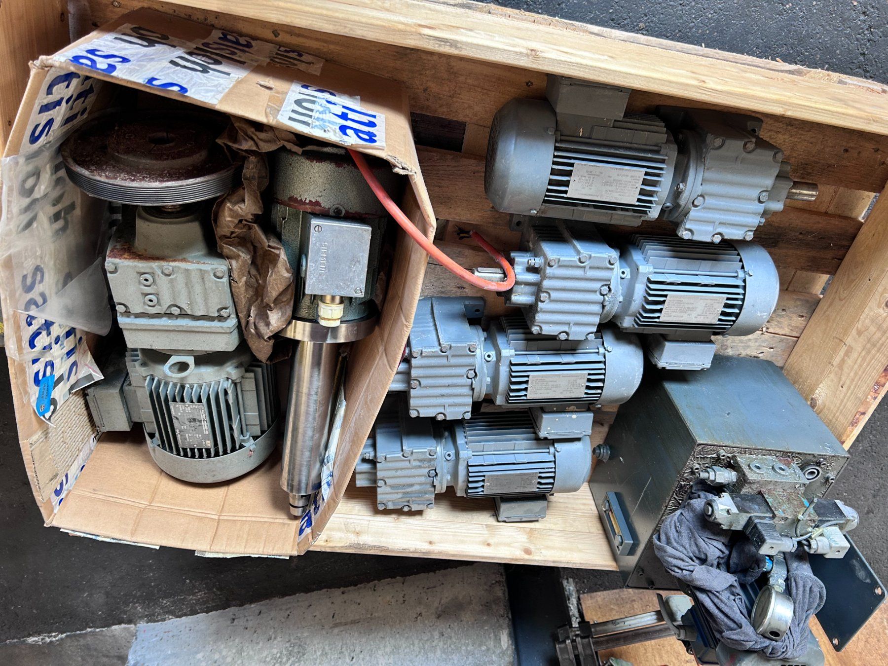 Toutes les machines: Elektromotoren – D'occasion à Münchenstein par fransch 2