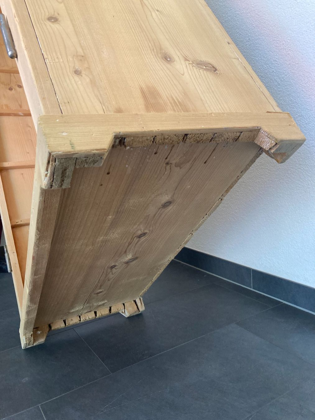 Armoires: Antiker Kasten – D'occasion à Wil SG par Pin05 6