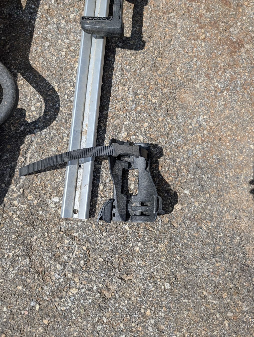 Thule Portapacchi: Porte-vélos Thule 2 pces  – Usato da Orvin venduto da ffmottet 1