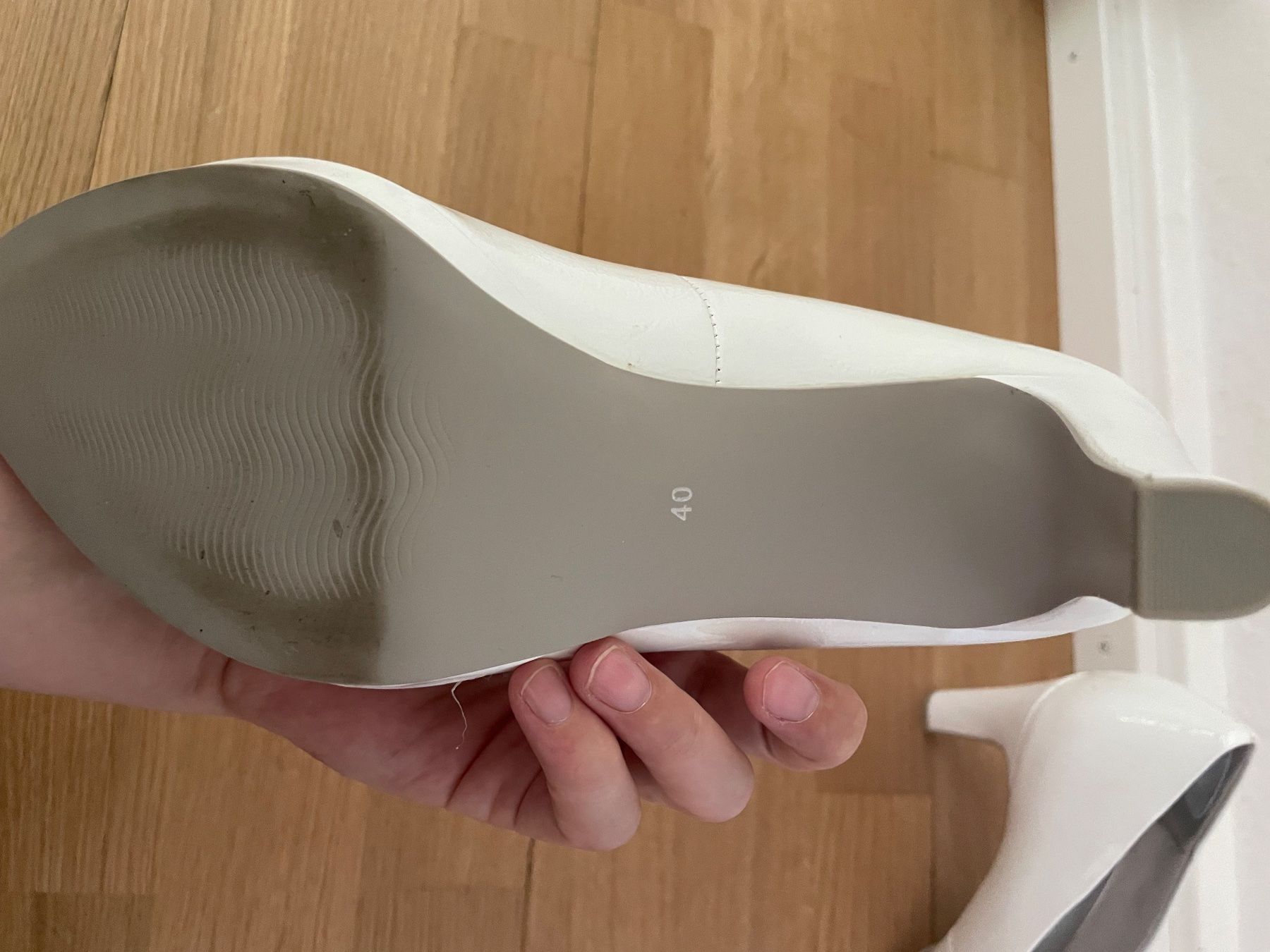 Scarpe da donna: weisse High-Heels, Grösse 40 – Nuovo (secondo la descrizione) da Basel venduto da kra_w6mq 3