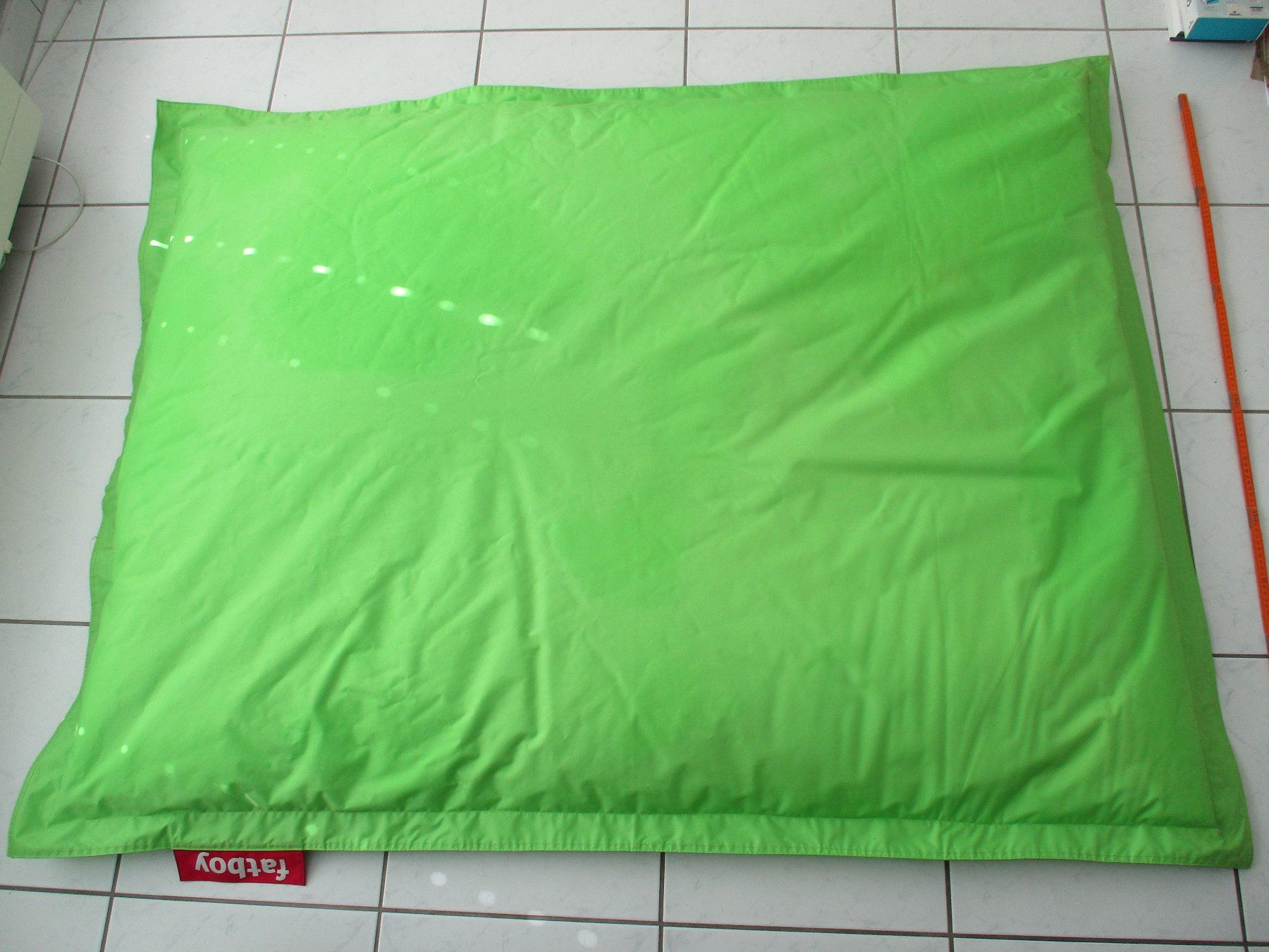 Fatboy Coussins: Original Design "Fatboy" Sitzsack Trendfarbe Zitronengrün – D'occasion à Zufikon par Schweizer1291 8