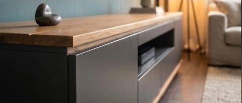 Meubles TV: Einzigartiges TV-Lowboard – D'occasion à Schlieren par Suraaa 1