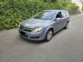 Opel Astra H Kombi grau Gebrauchtwagen mit Lackschäden