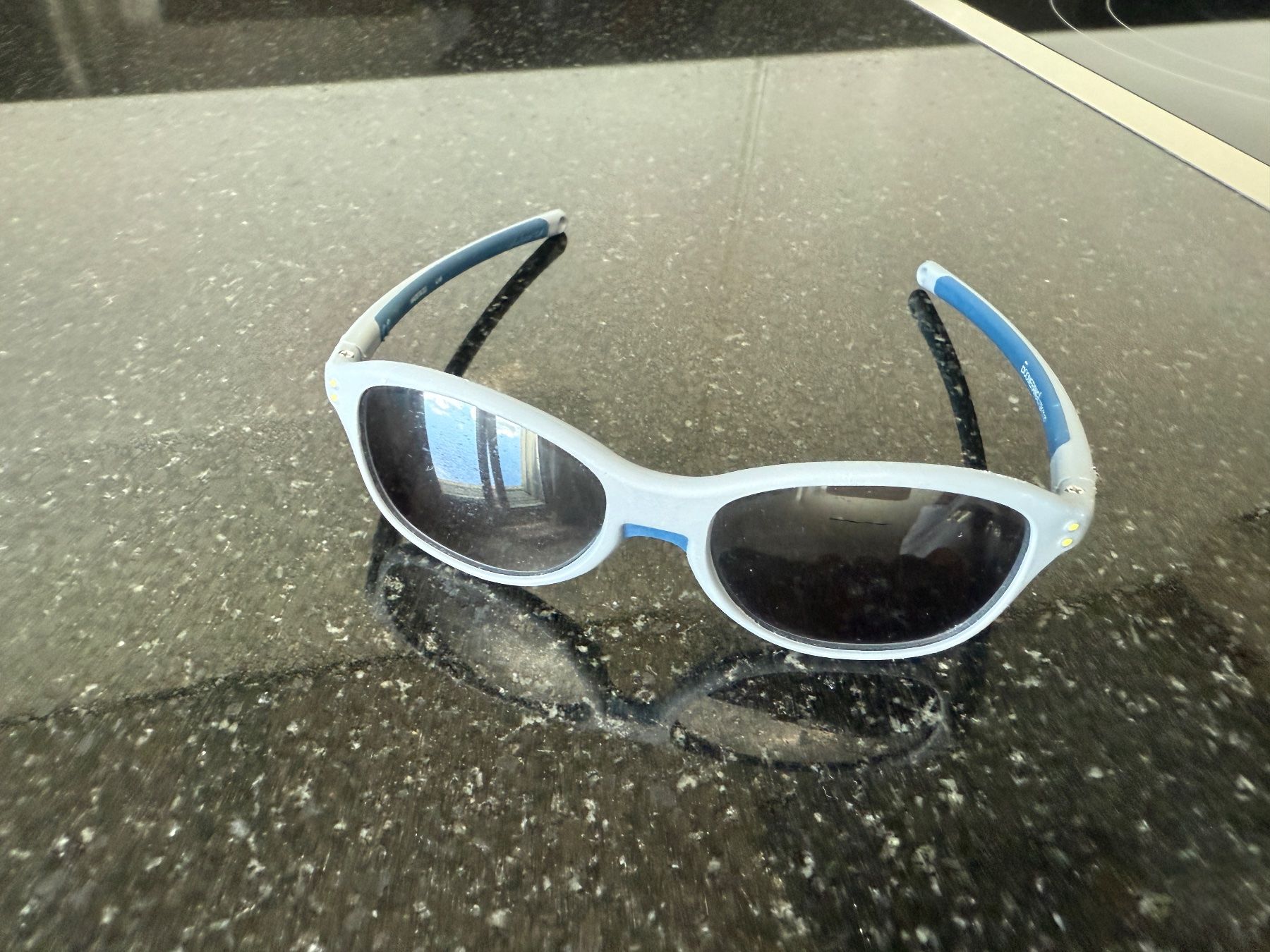 Brillen & Gläser: Kinder Sonnenbrille – Gebraucht aus Altendorf von pgi_f8yq 1
