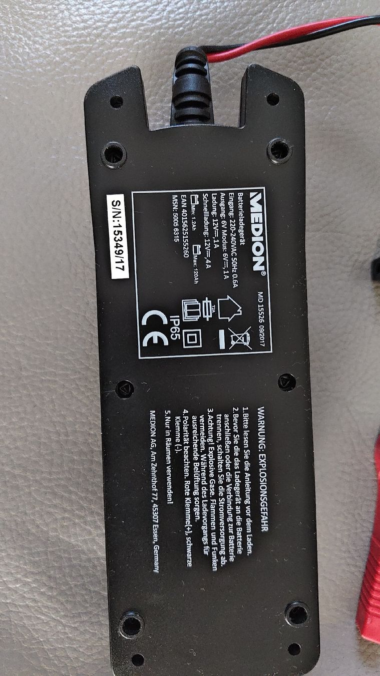 Caricabatterie: Chargeur de batterie Medion MD 15526 – Usato da Sugiez venduto da clo_76gd 1