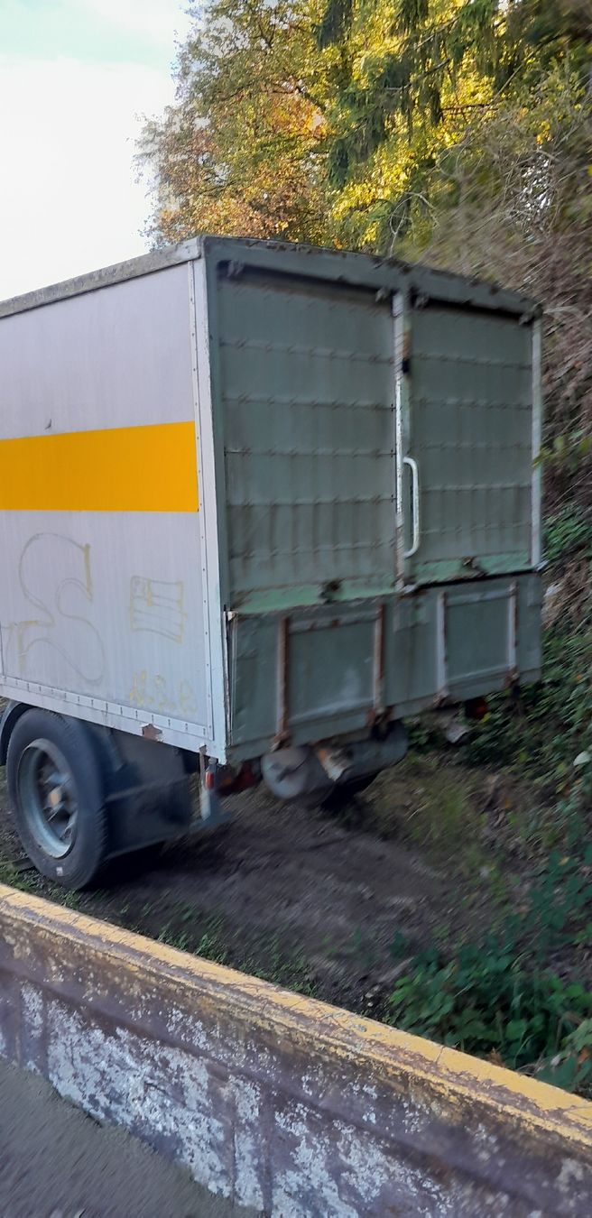 Anhänger: anhänger  / Material lager   – Gebraucht aus Künten von mae_8zrs 1