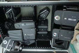 Nur HEUTE 4 Hasselblad Kameras & Zubehör im Koffer