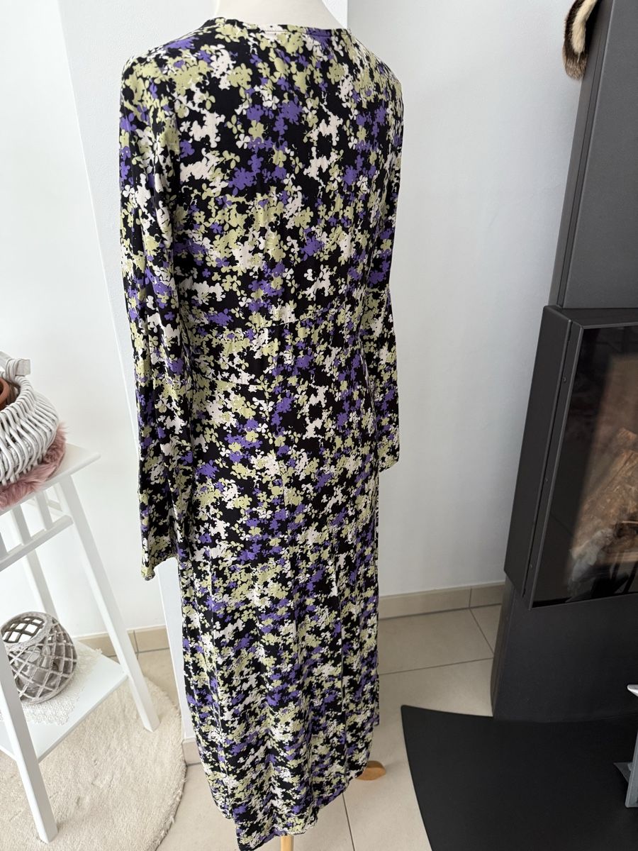 Vestiti: Kleid tom tailor – Usato da visp venduto da Kmemo1 1