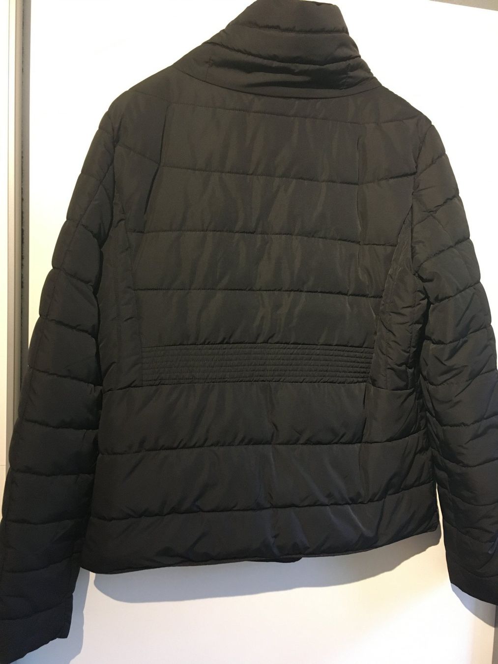Giacche: Steppjacke schwarz Gr 38/M – Usato da Bätterkinden venduto da Alpearl 2