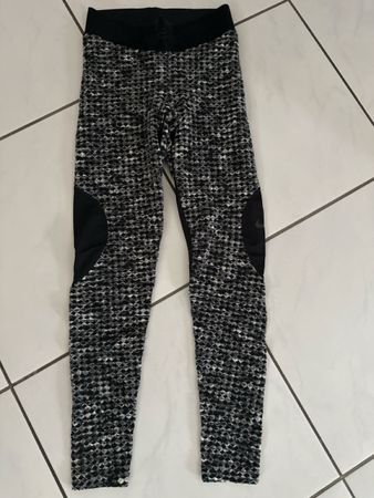Nike Pro Leggins schwarz-grau Gr. S