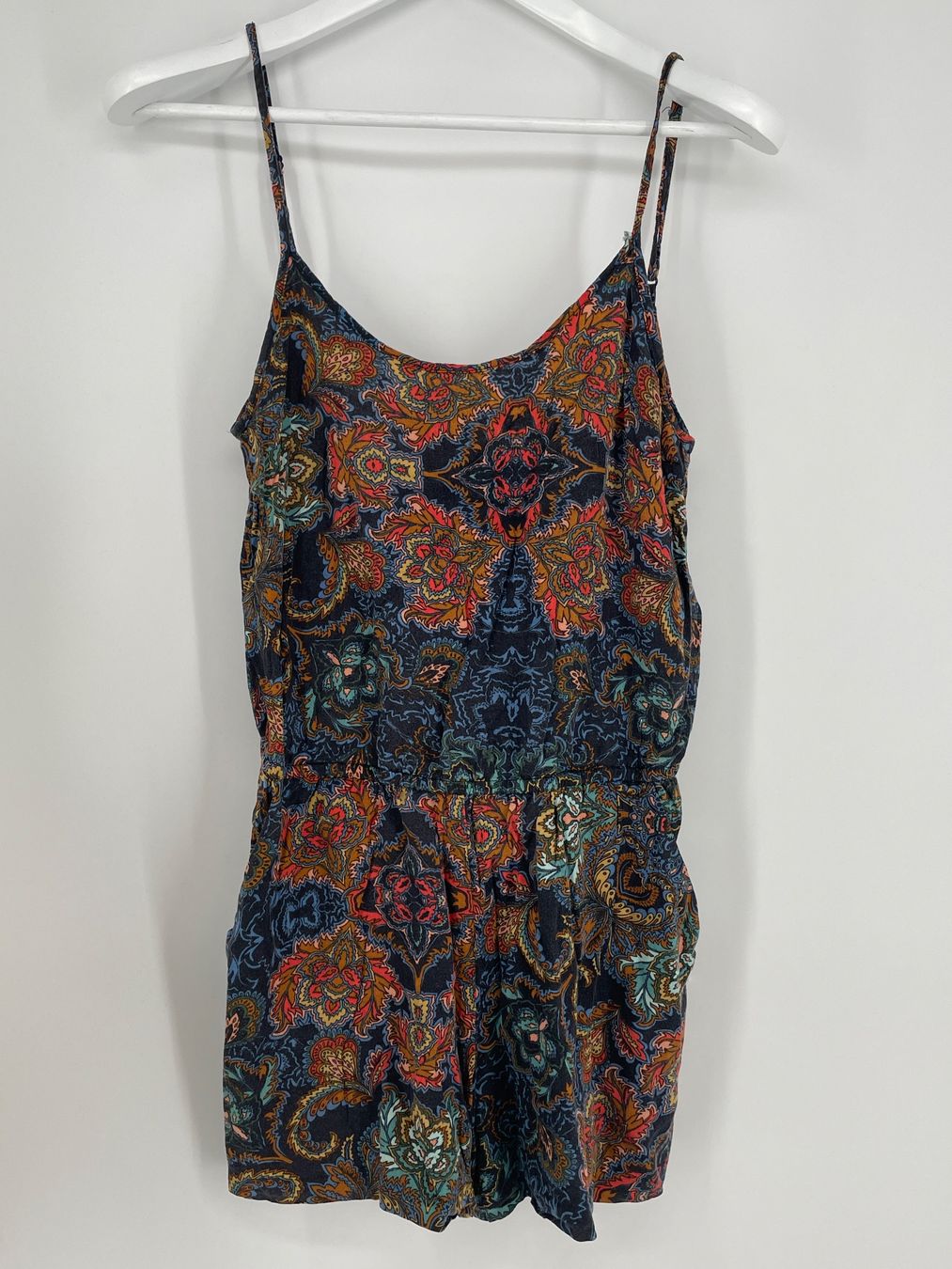 H&M Tute: Jumpsuit Gr. 36 H&M – Difettoso da Auenstein venduto da moin.