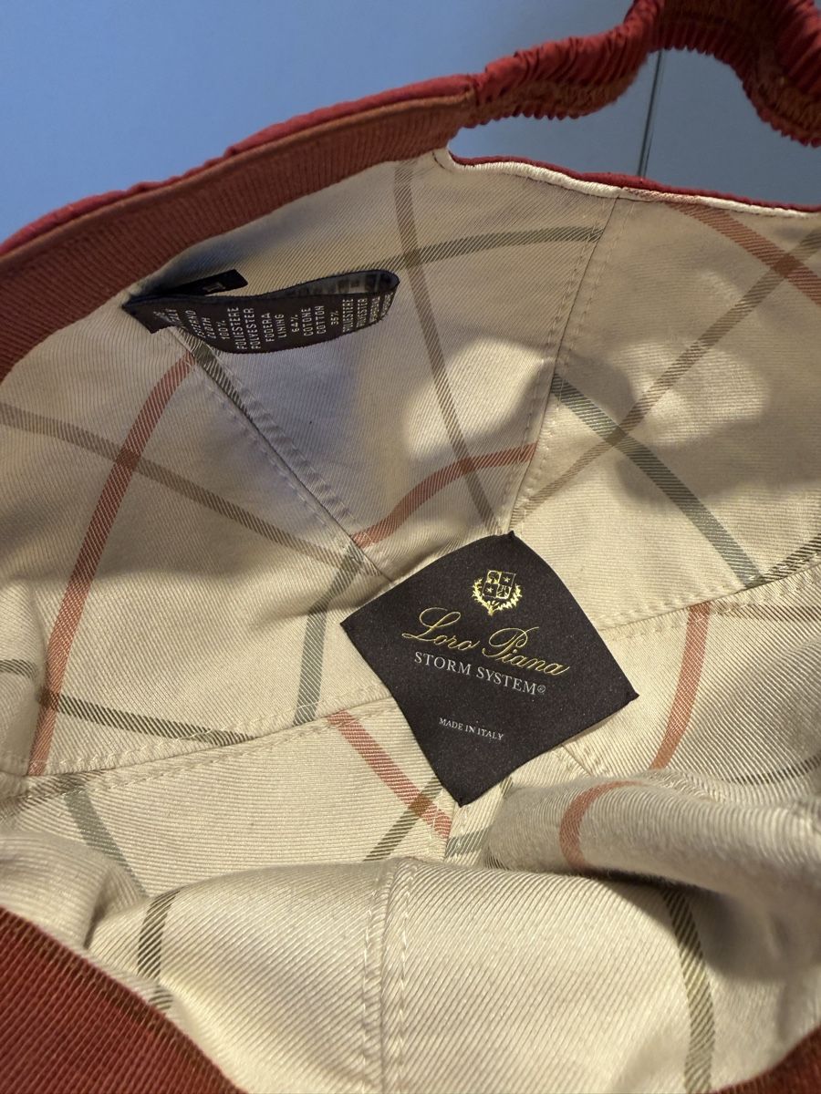 Loro Piana Chapeaux, bonnets & casquettes: Loro Piana Cap Red  – D'occasion à Genève par SG_73 3