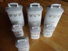 pots à épices en faïence