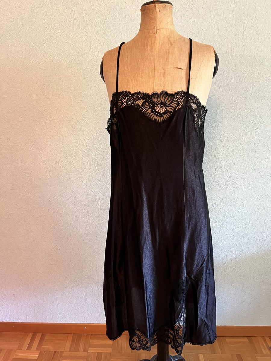 Sonstige Unterwäsche: Nuisette noire T42 – Neu (gemäss Beschreibung) aus Genève von ct_fqr8