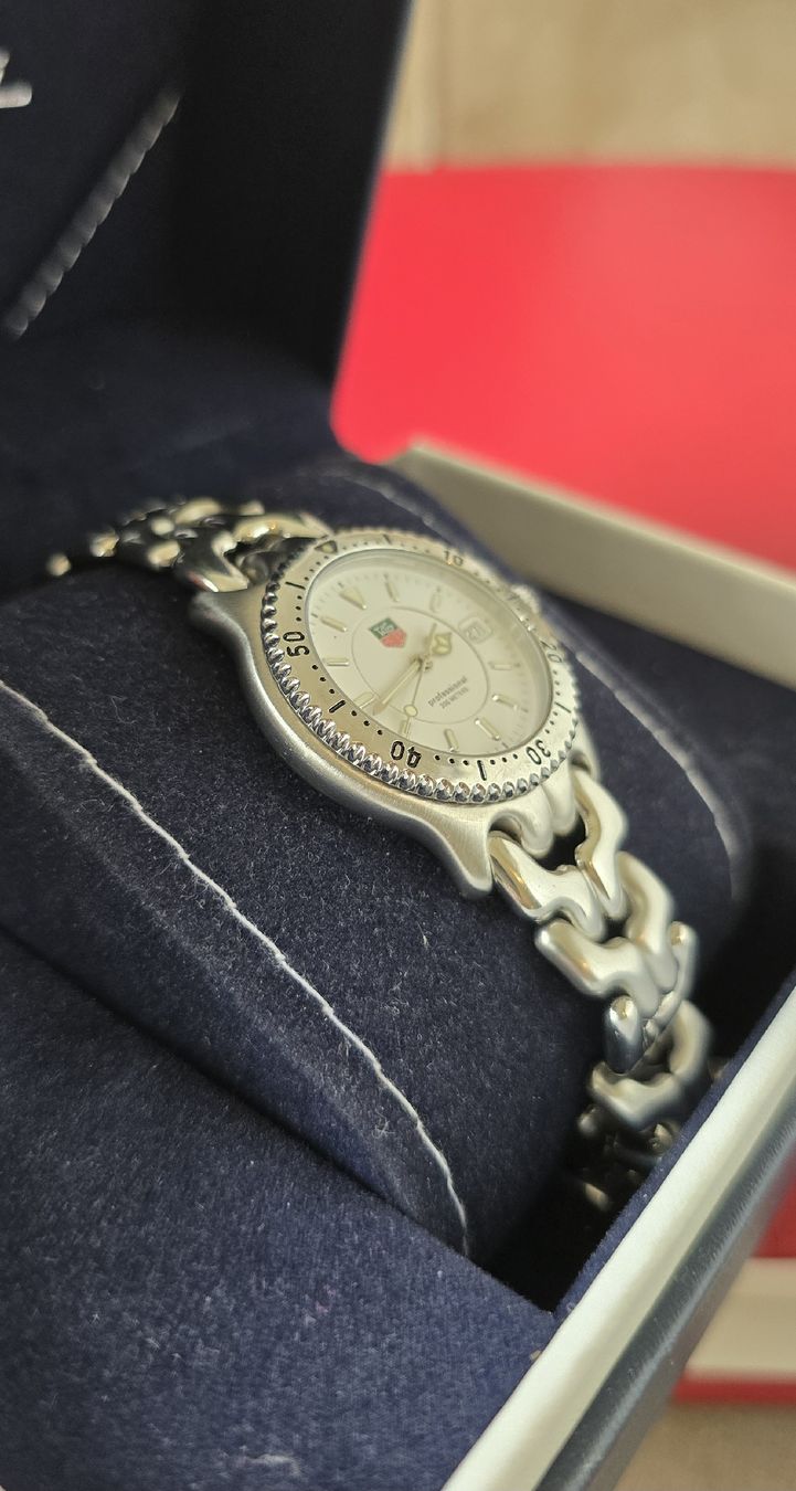 Tag Heuer Orologi: TAG HEUER Vintage Professional 200m – Usato da Les Acacias venduto da watinjo 2