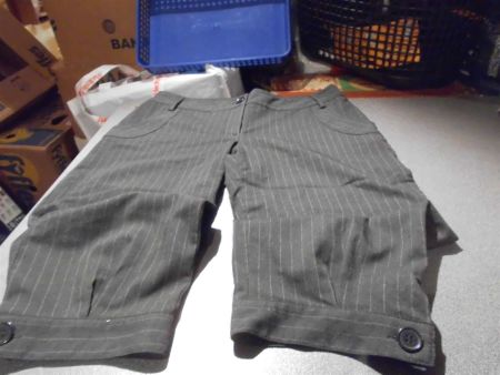 Hose Grösse 38, H&M, schwarz, fein gestreift