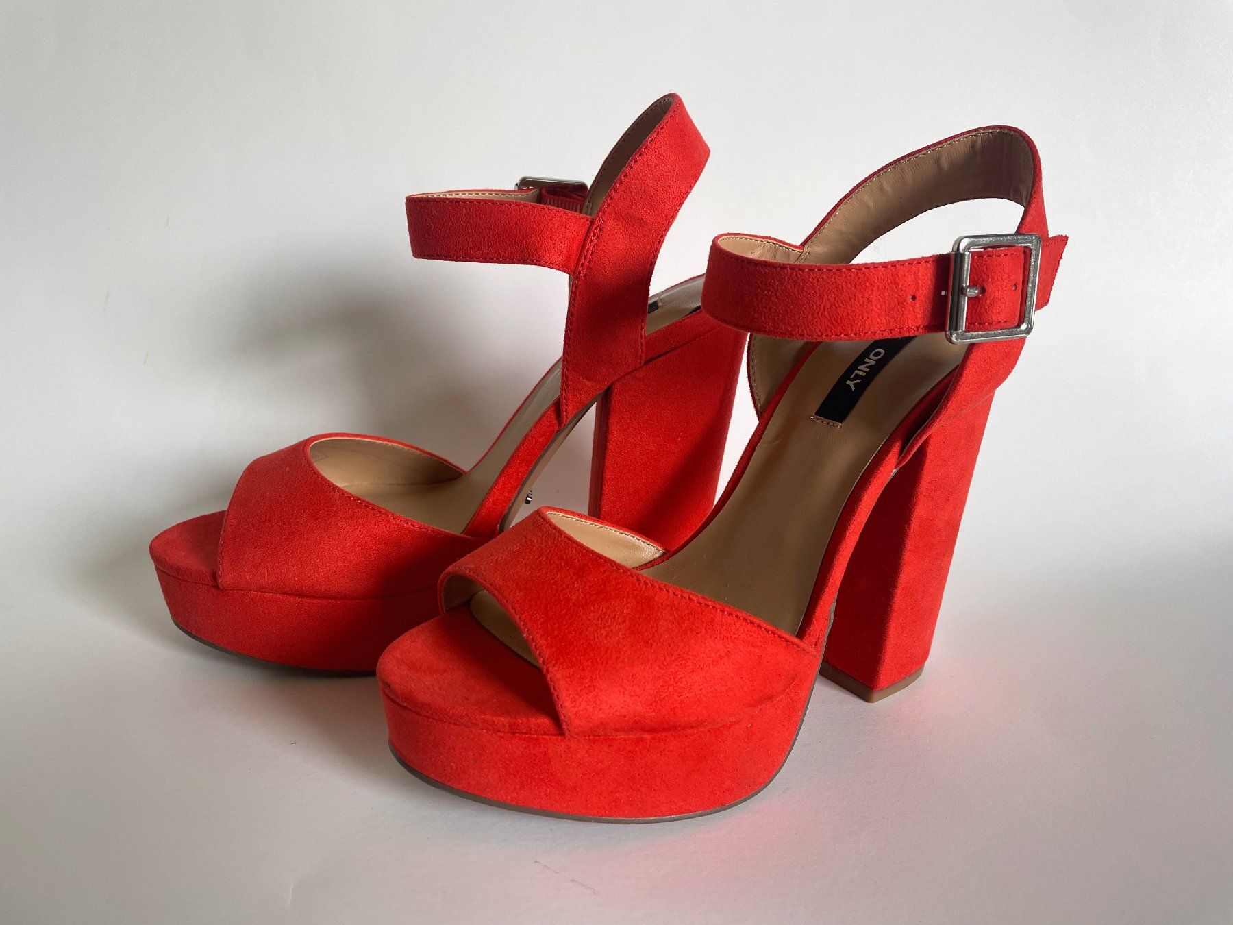 Only Chaussures femmes: Plateau Sandalen von Only, NEU!!! Gr.36 – Neuf (Voir description) à Zürich par Caro55