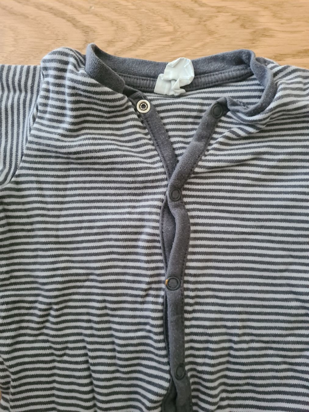 H&M Pigiama & Simili: Strampler H&M gestreift Grösse 74 – Usato da Horw venduto da Mirii91 1