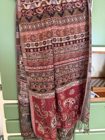 Schal mit Muster, original aus Vietnam