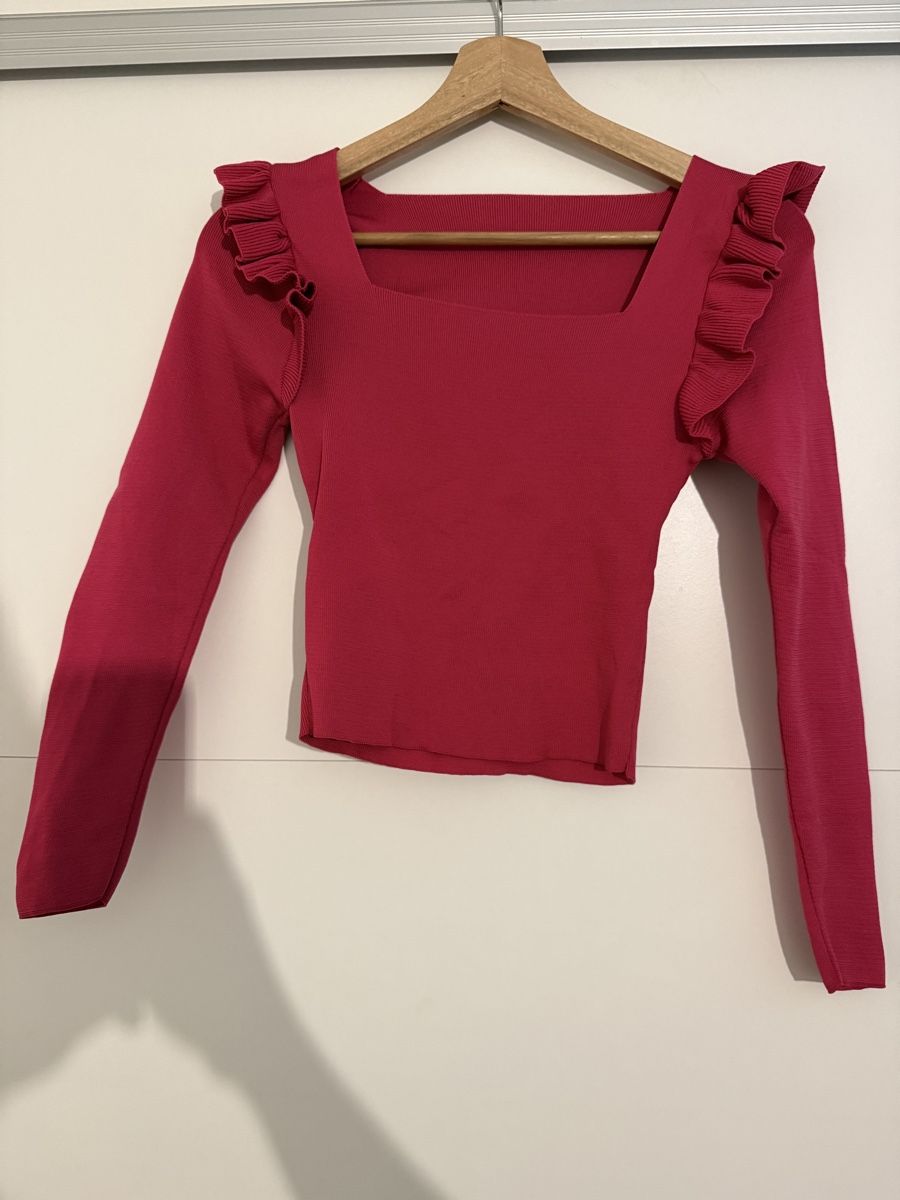 T-shirt: Stylisches Oberteil mit Rüschen Grösse S/M – Usato da Rebstein venduto da Tuerkii